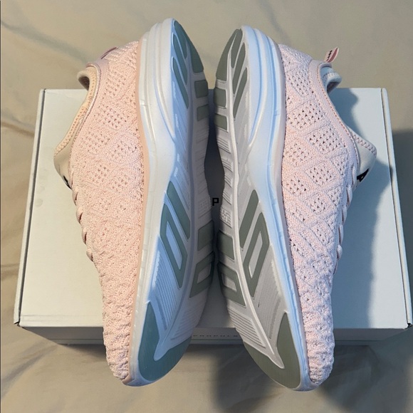 APL Techloom Phantom Bleached Pink Navy White Unisex Men’s 9 Women’s 10.5 NWT - Picture 4 of 8